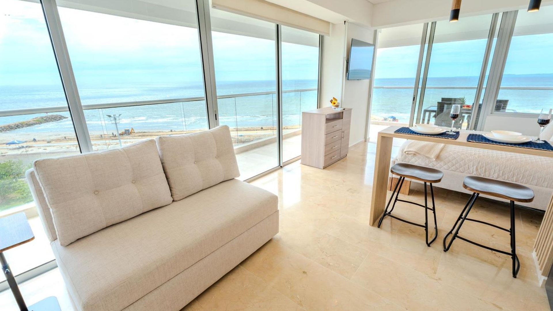 Moderno Apartasuit, Vista Al Mar Con Dos Balcones