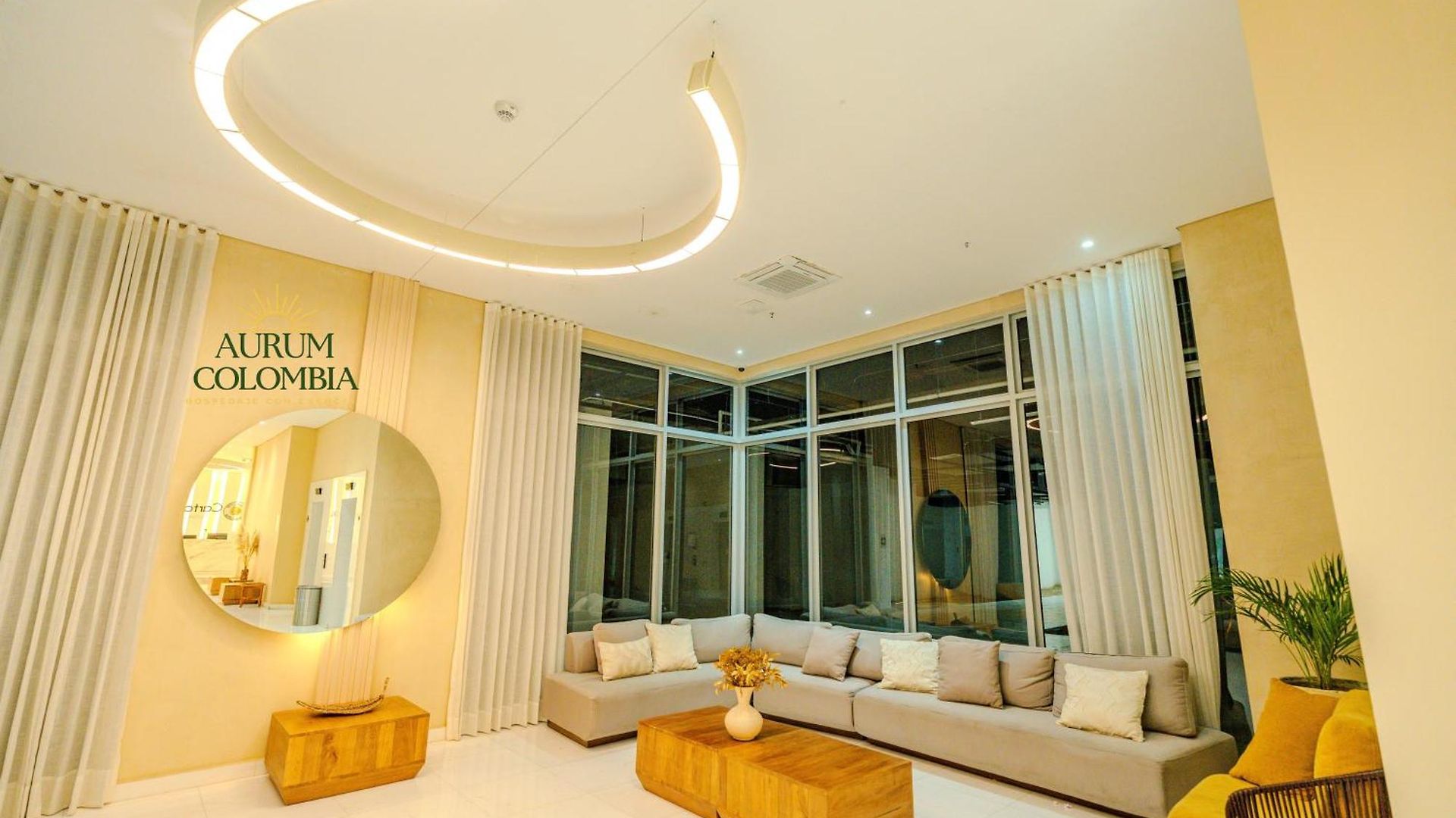 Moderno Apartasuit, Vista Al Mar Con Dos Balcones