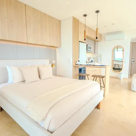 Apartamento Moderno Apartasuit, Vista Al Mar Con Dos Balcones